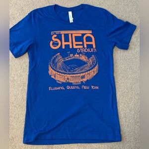 Vintage Mets Shea Stadium T shirt size Small.